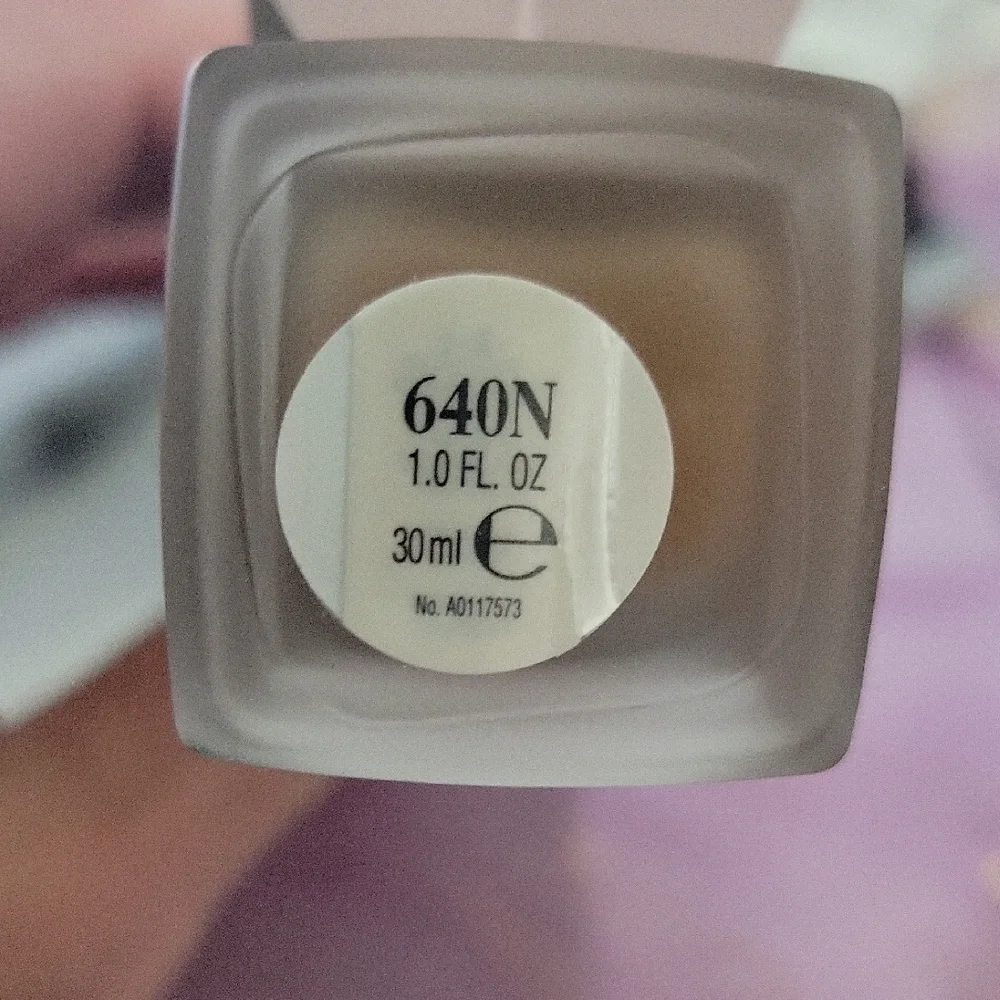 Elizabeth Arden Flawless Finish Foundation - Warm Beige